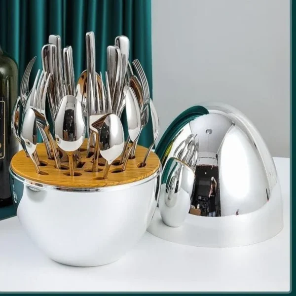 Spoon Holder Fully Equipped