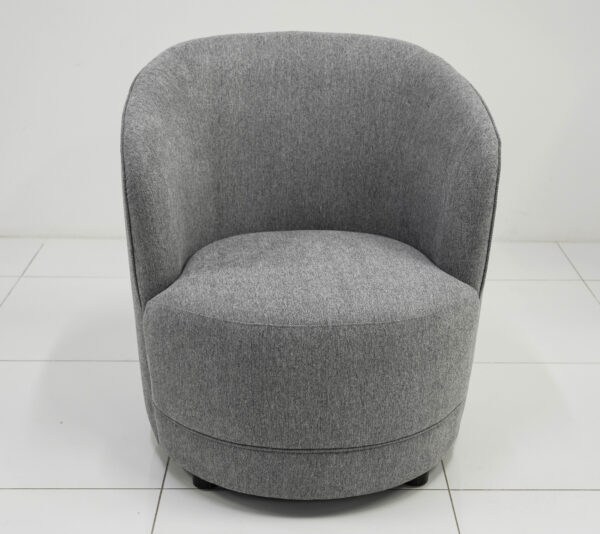 Modern Curved Arm Chair in Bouclé Fabric - Image 4